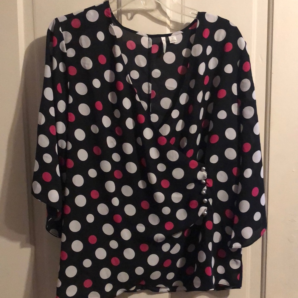 Adorable polka dot wrap Cato top brand new